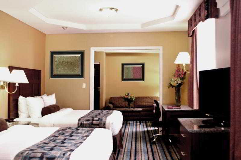 Quality Inn & Suites (Adults Only) Vancouver Exterior foto